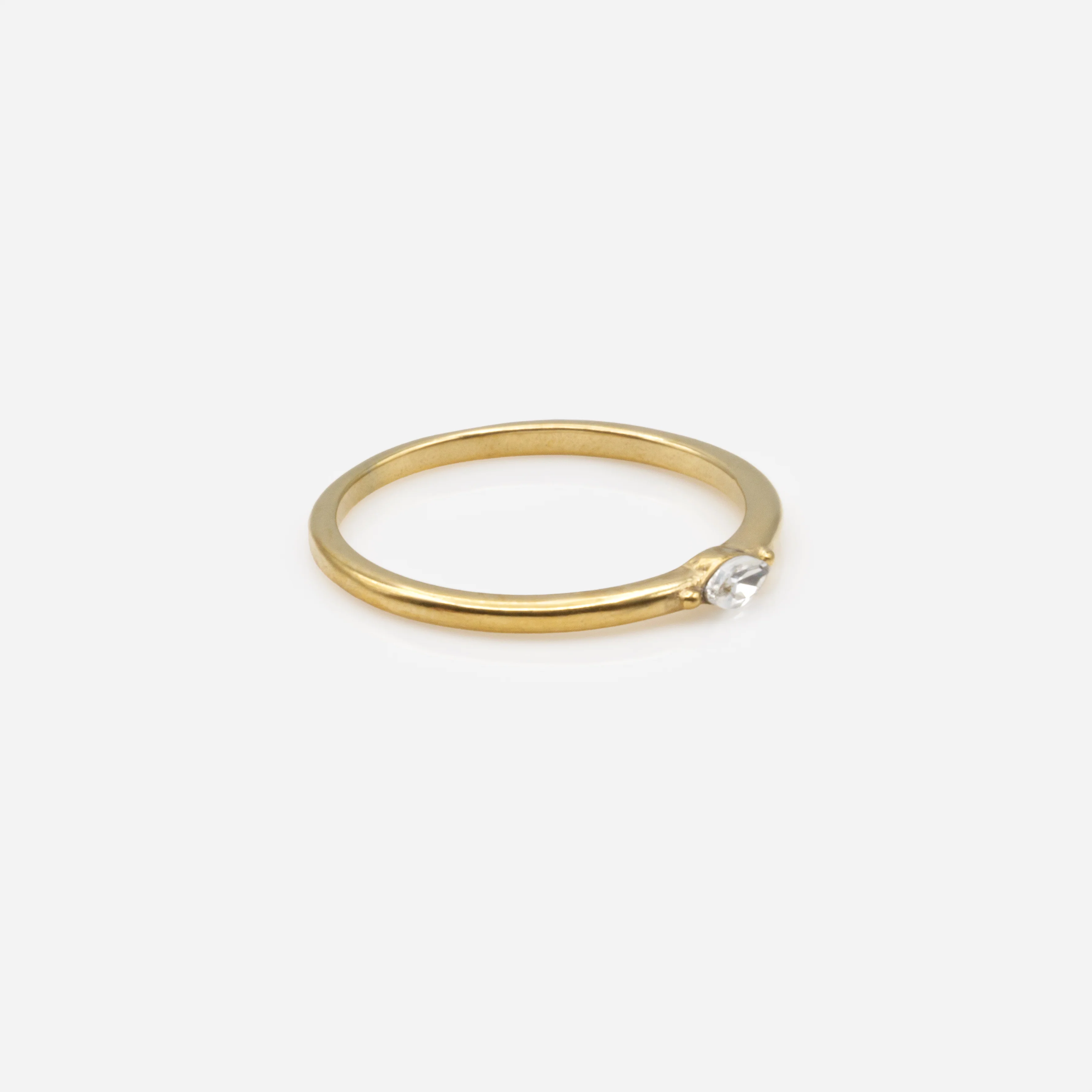 Bague dorée avec zircon cubique ovale en acier inoxydable - Image 3