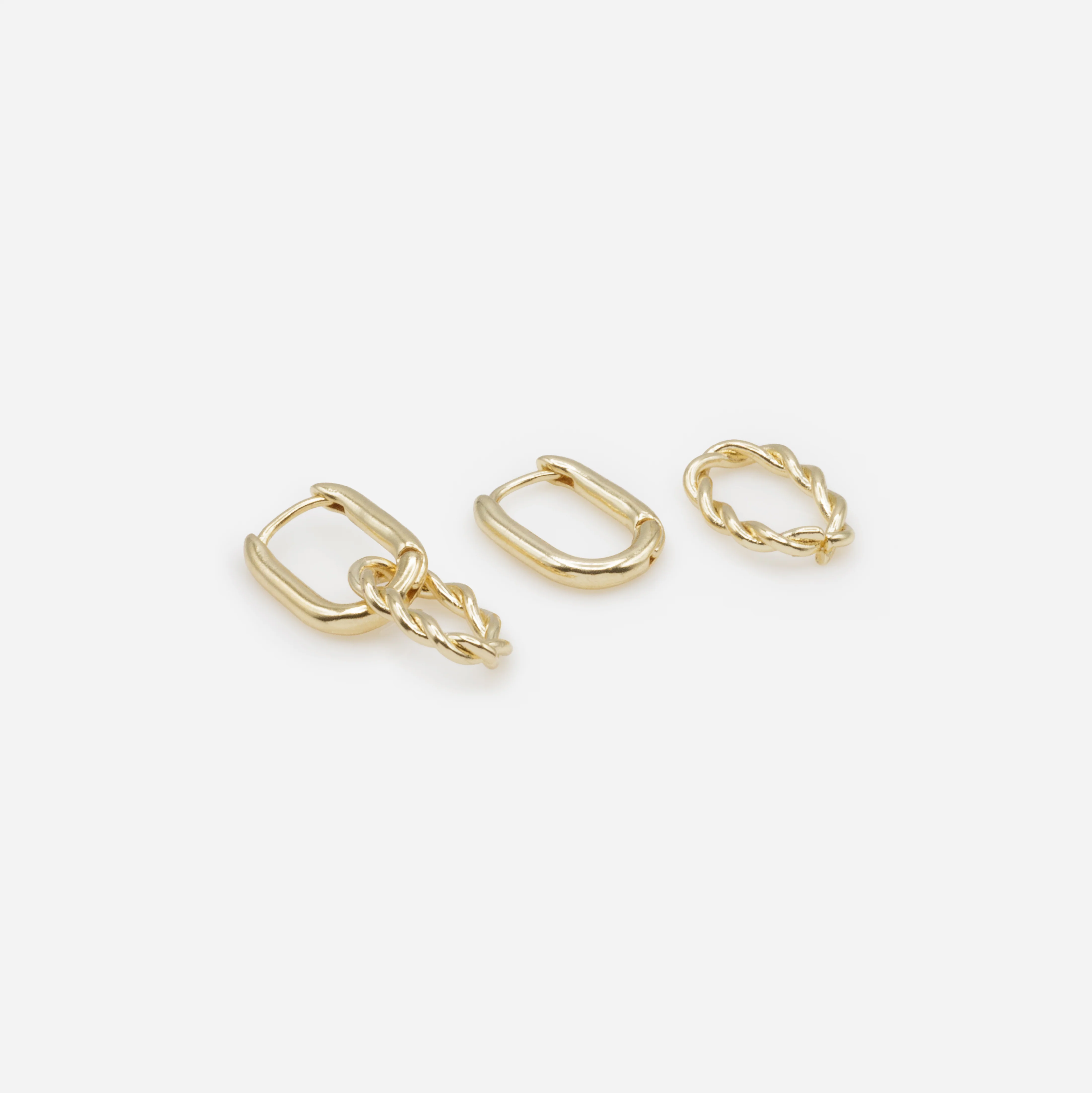 Boucles d'oreilles anneaux dorés deux façons - Image 3
