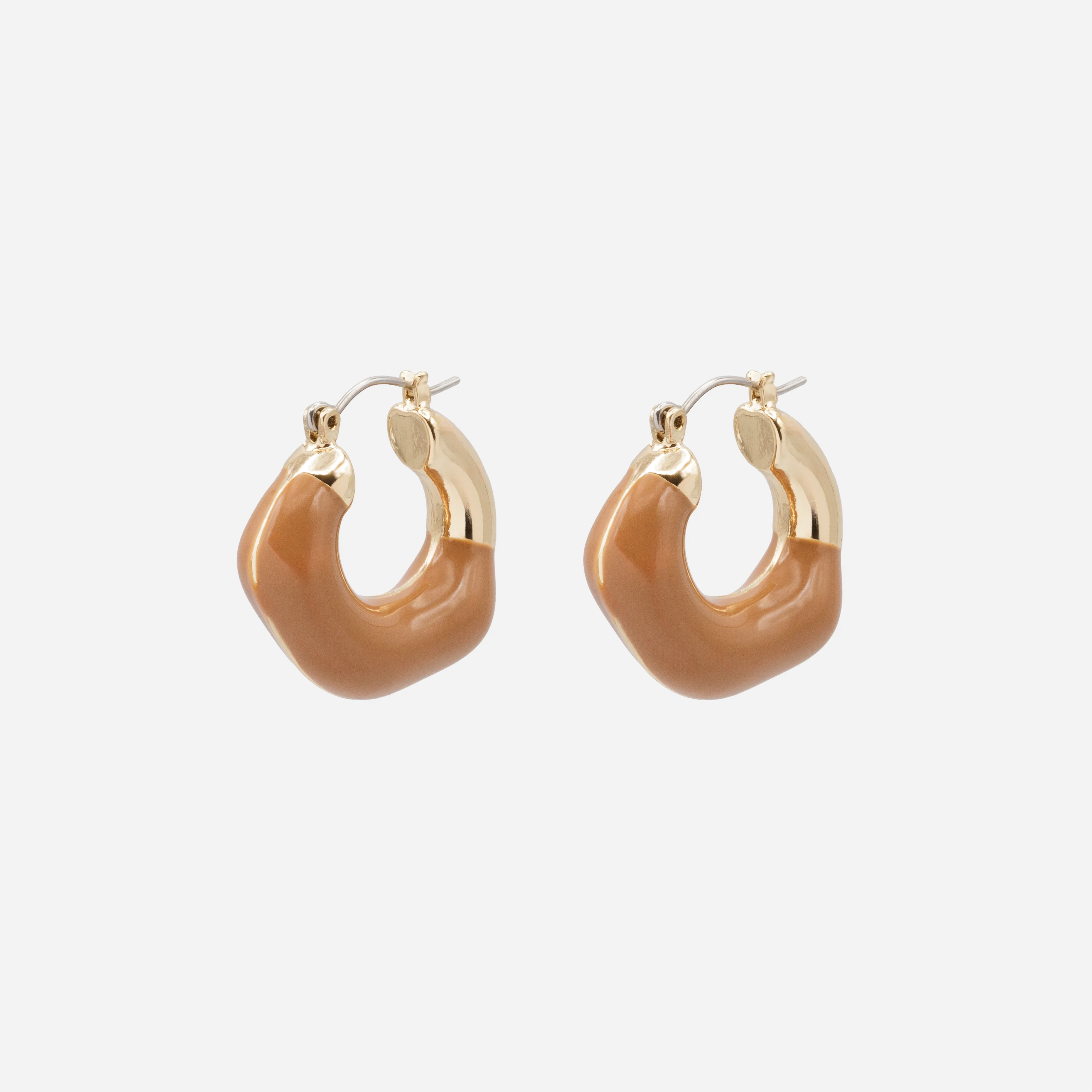 Boucles d'oreilles anneaux dorés irréguliers avec base brune