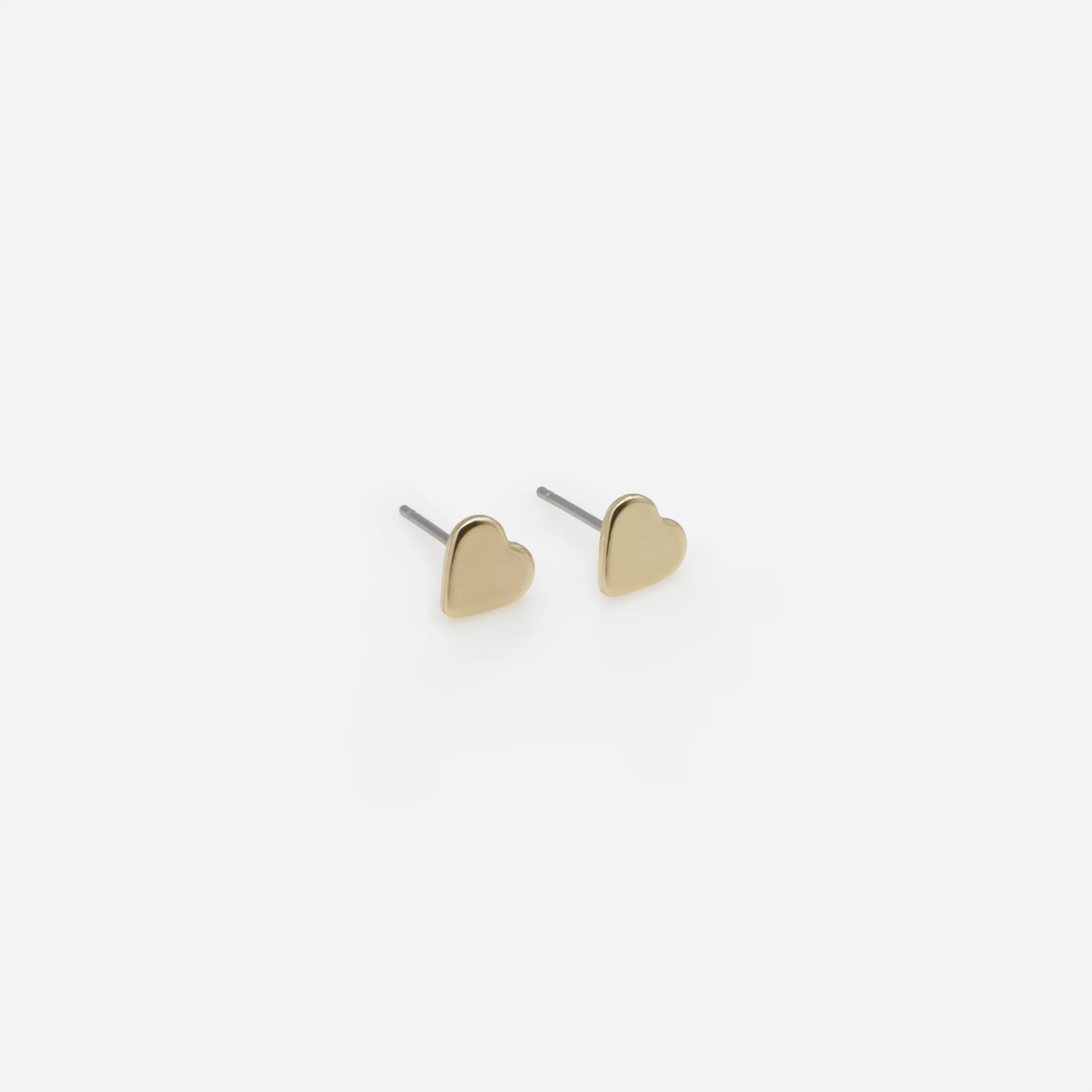 Boucles d'oreilles fixes et anneaux cœurs dorés - Image 3