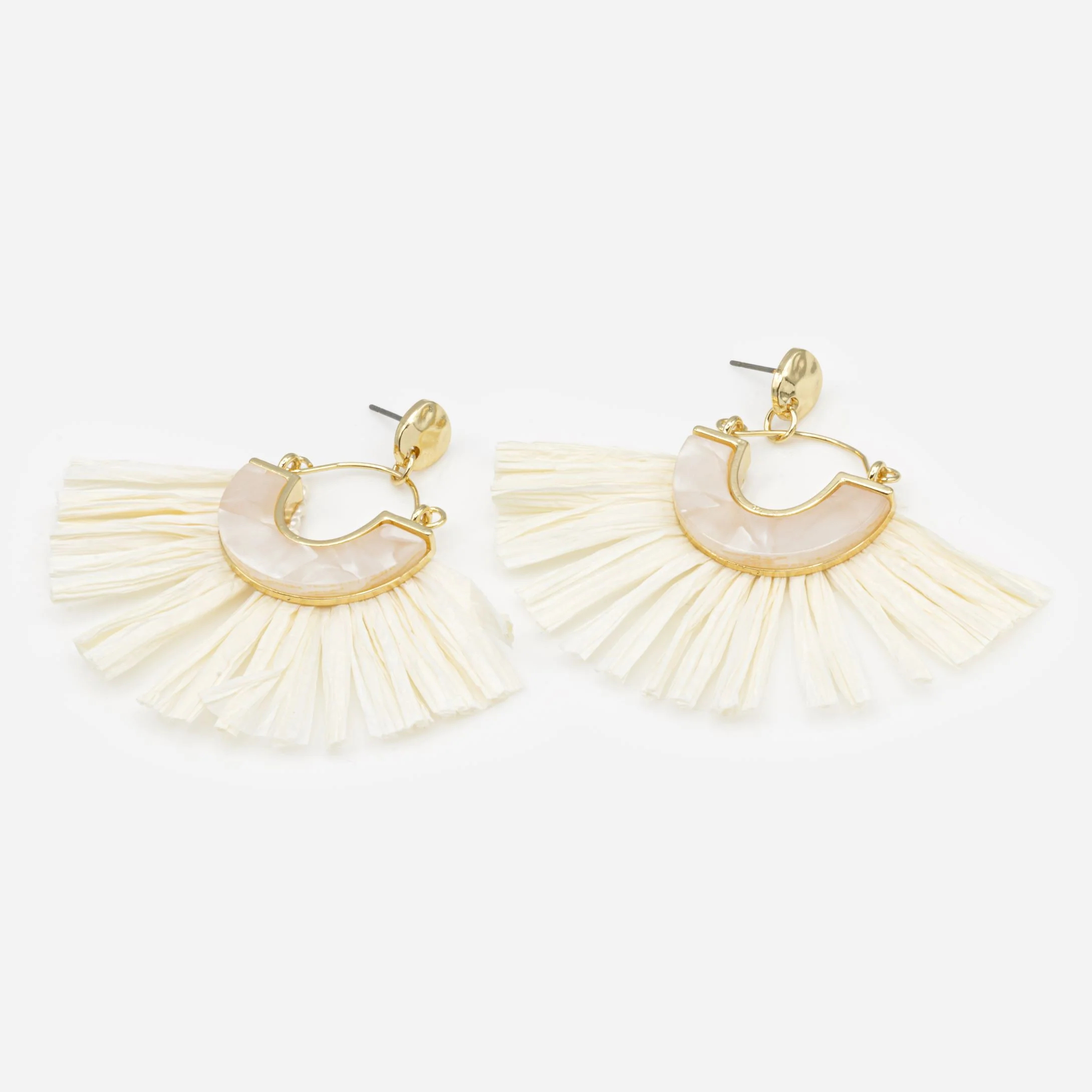 Boucles d'oreilles frange en paille ivoire avec pierre nacrée - Image 2
