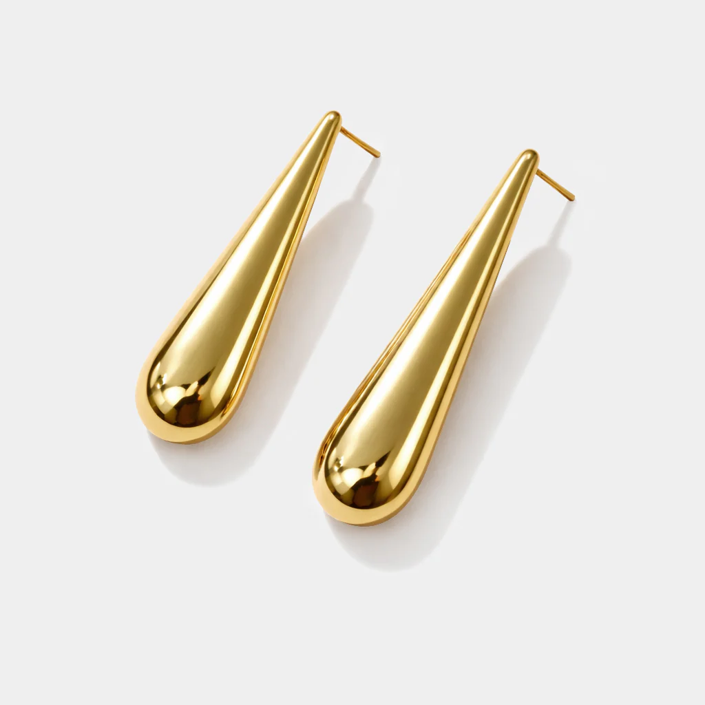 Boucles d'oreilles dorées allongées en acier inoxydable