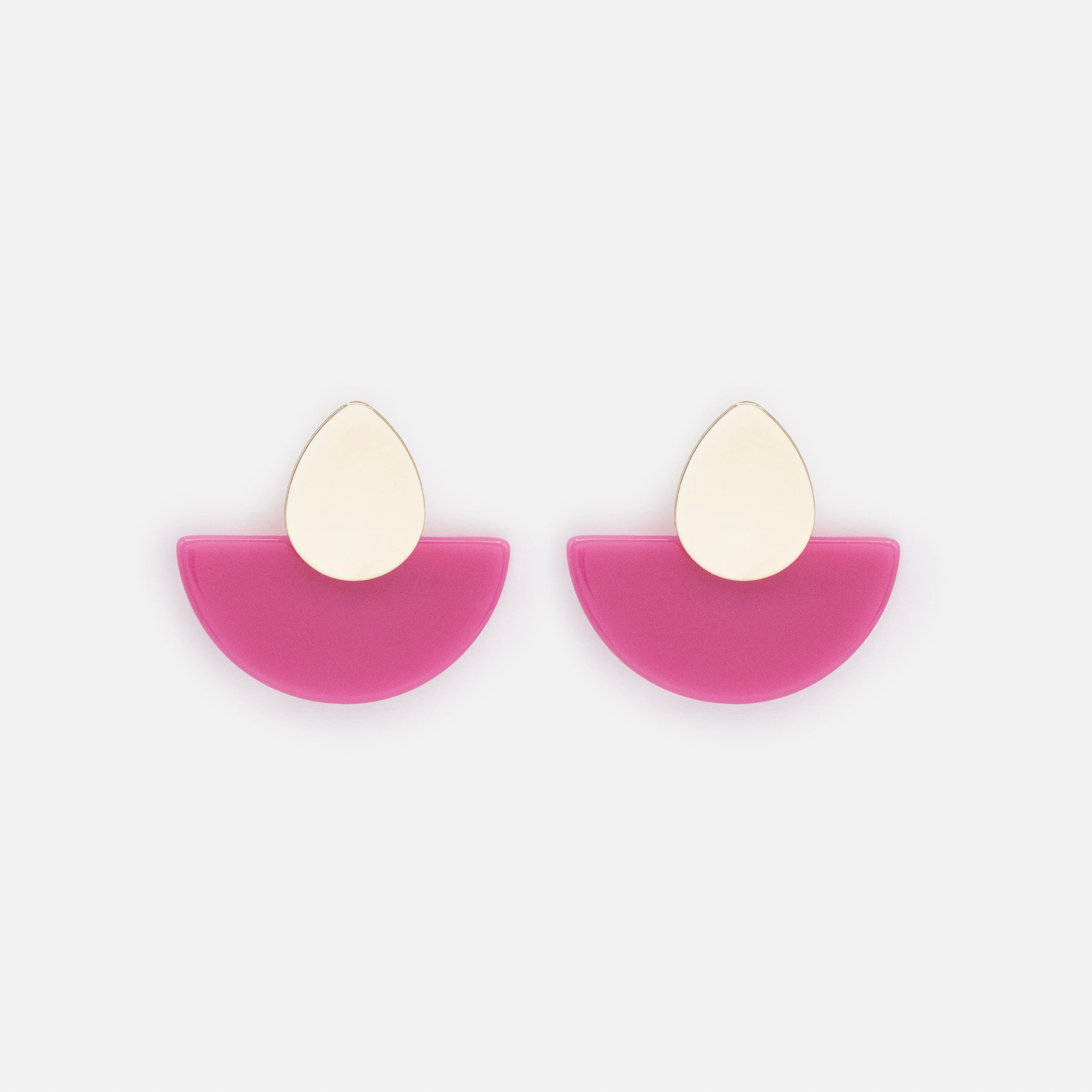Boucles d'oreilles dorées avec base en acétate rose