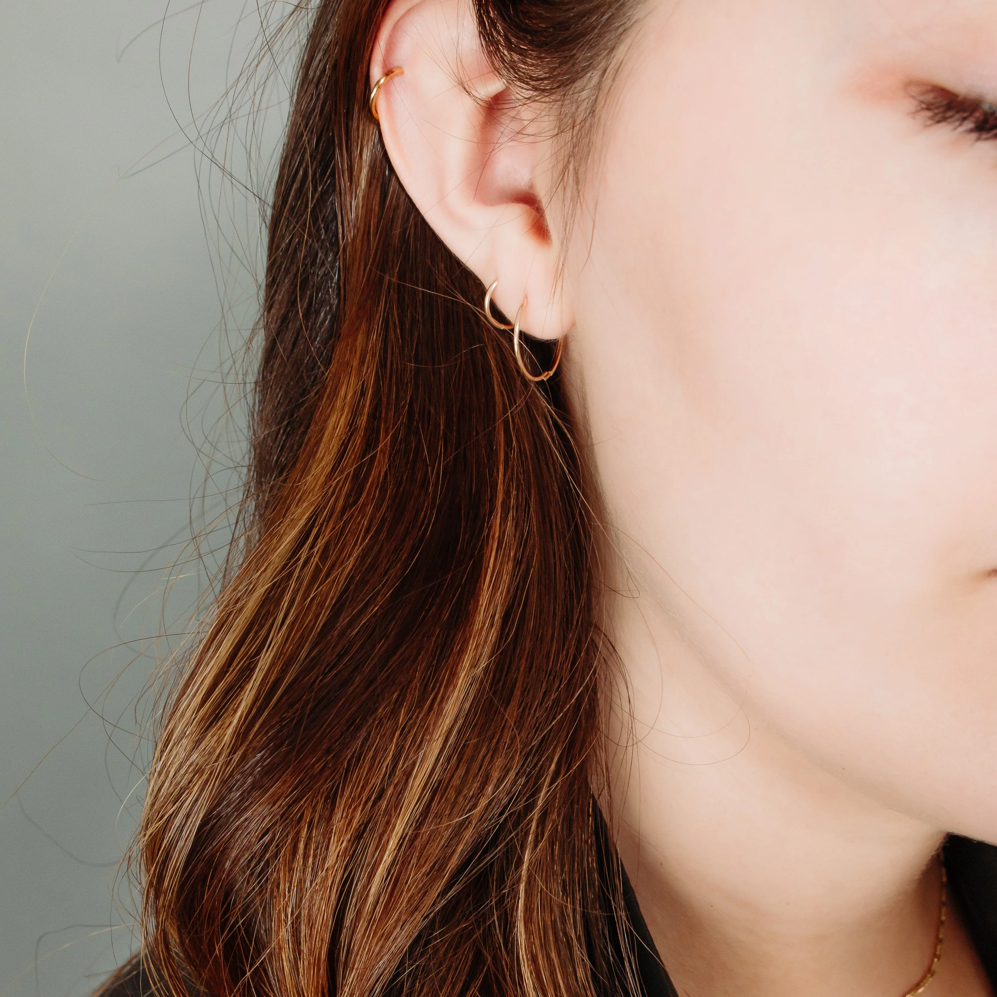 Boucles d'oreilles dormeuses 16 mm en or 10 carats - Image 3