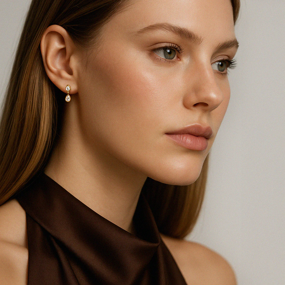Boucles d'oreilles en or vermeil avec zircons cubiques en forme de gouttes - Image 6