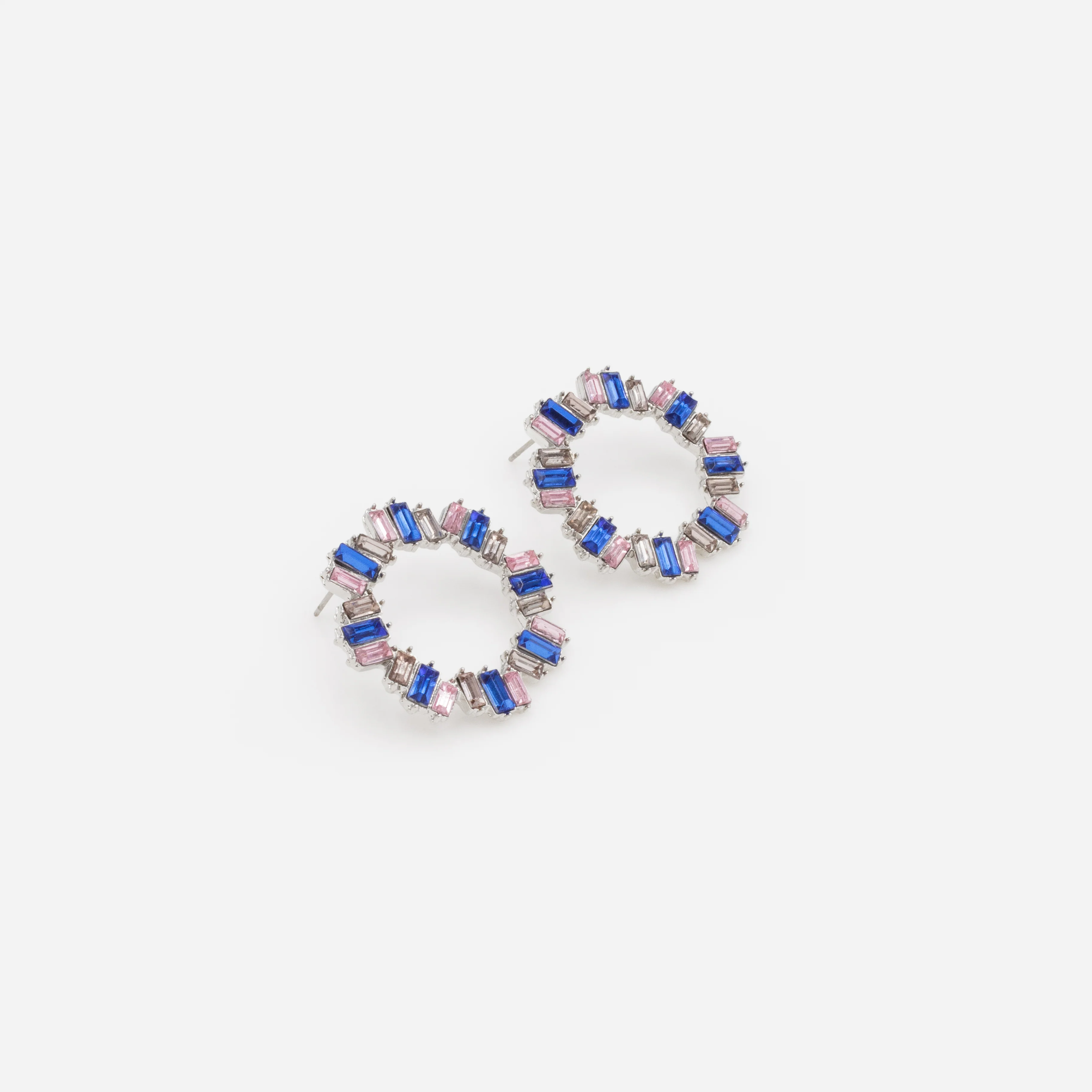 Boucles d'oreilles argentées pierres rectangulaires roses et bleues - Image 2