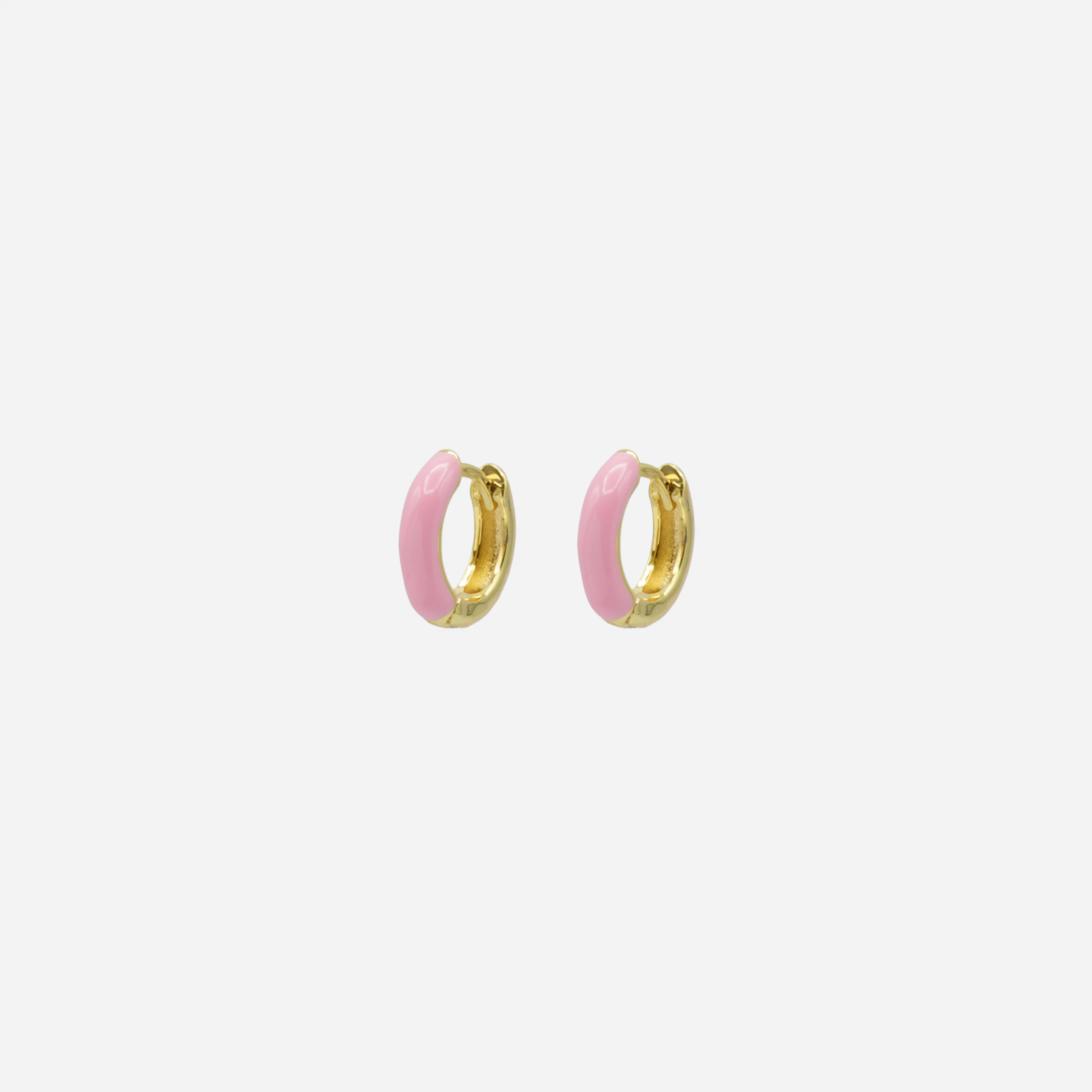 Boucles d'oreilles huggies dorées et roses 15 mm