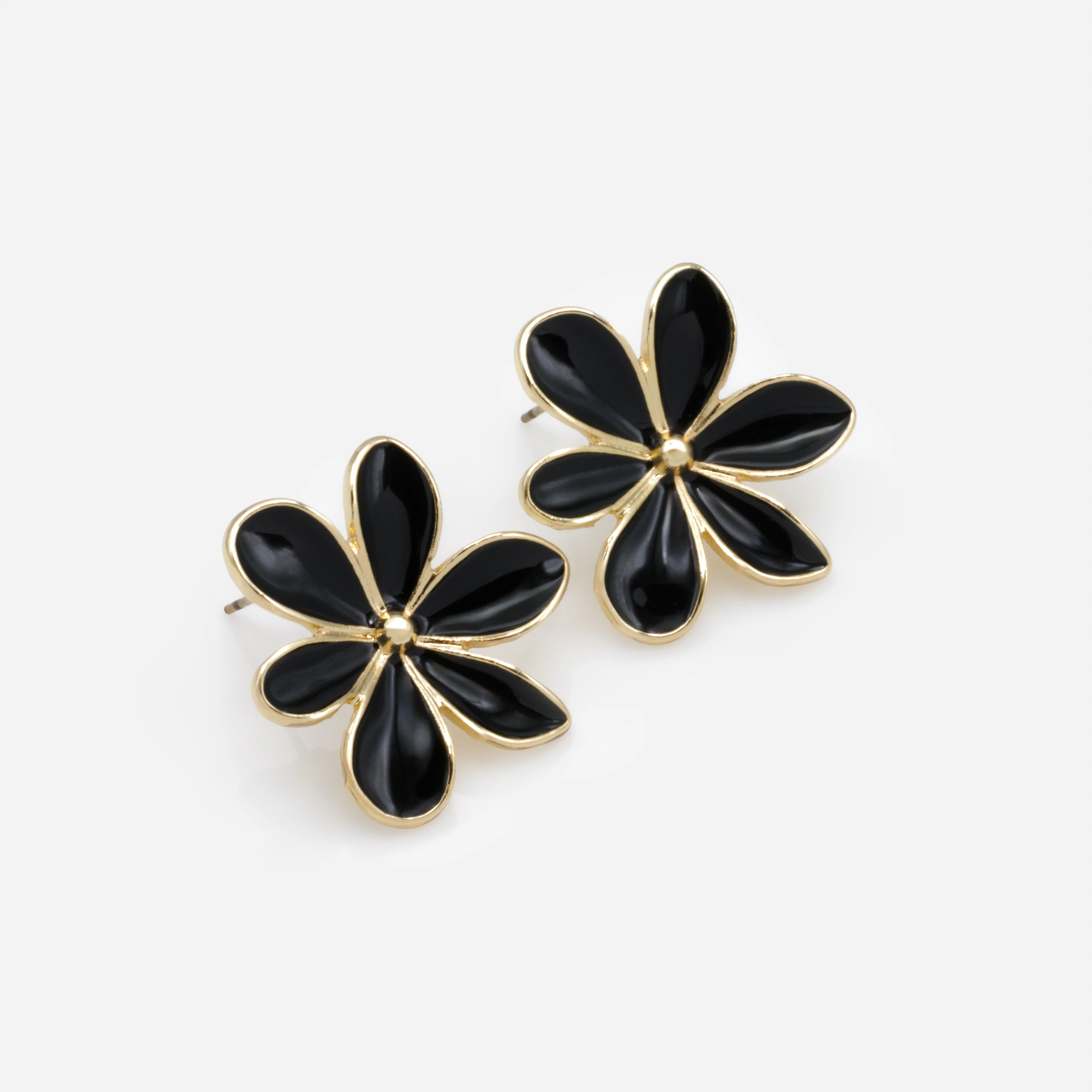 Boucles d'oreilles dorées fleur noire - Image 2