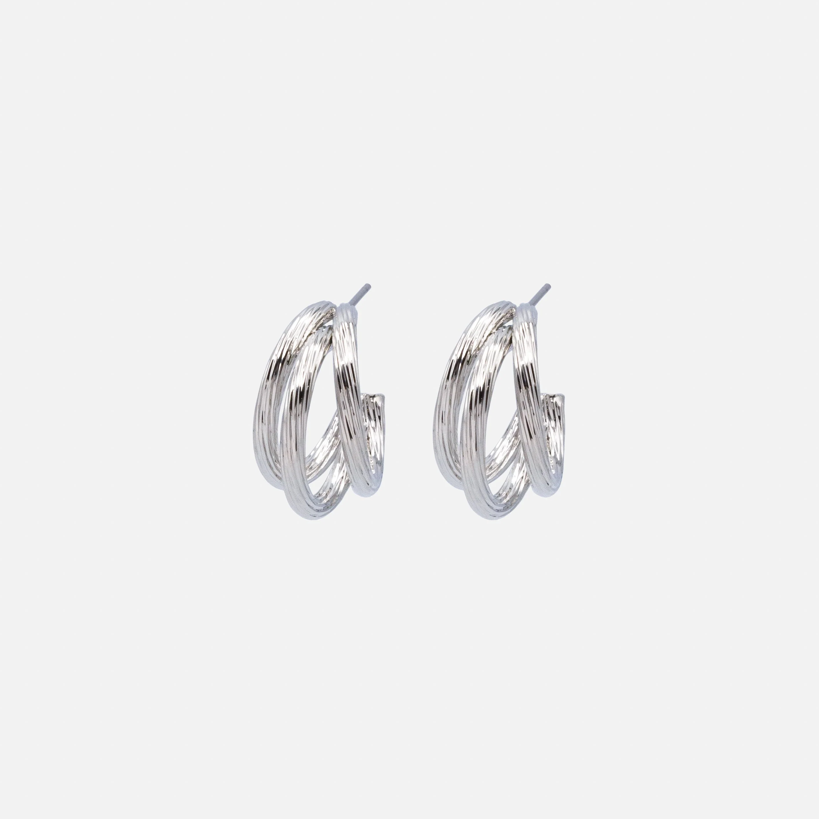 Boucles d'oreilles triple anneau argenté à rainures