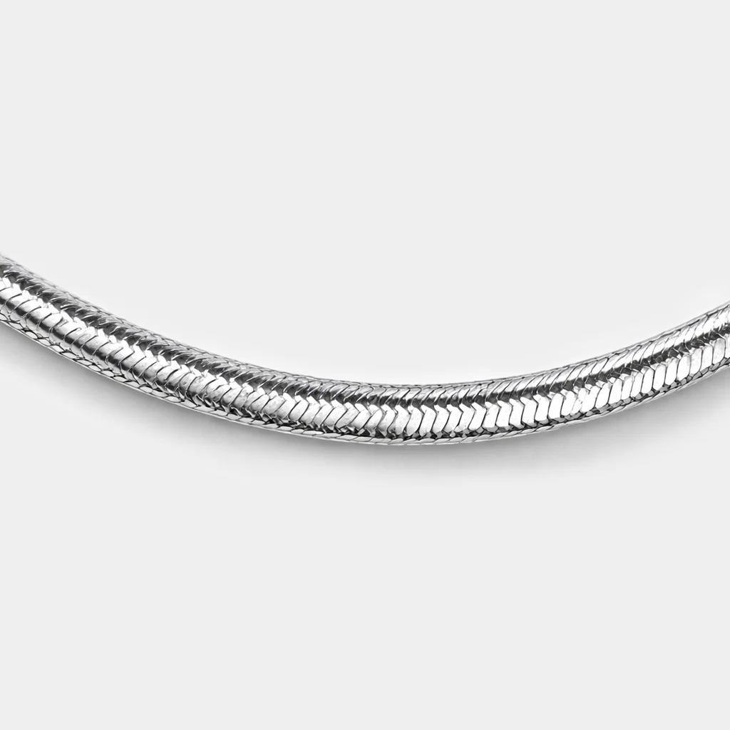 Chaîne argentée mailles serpent plates en acier inoxydable - Image 2