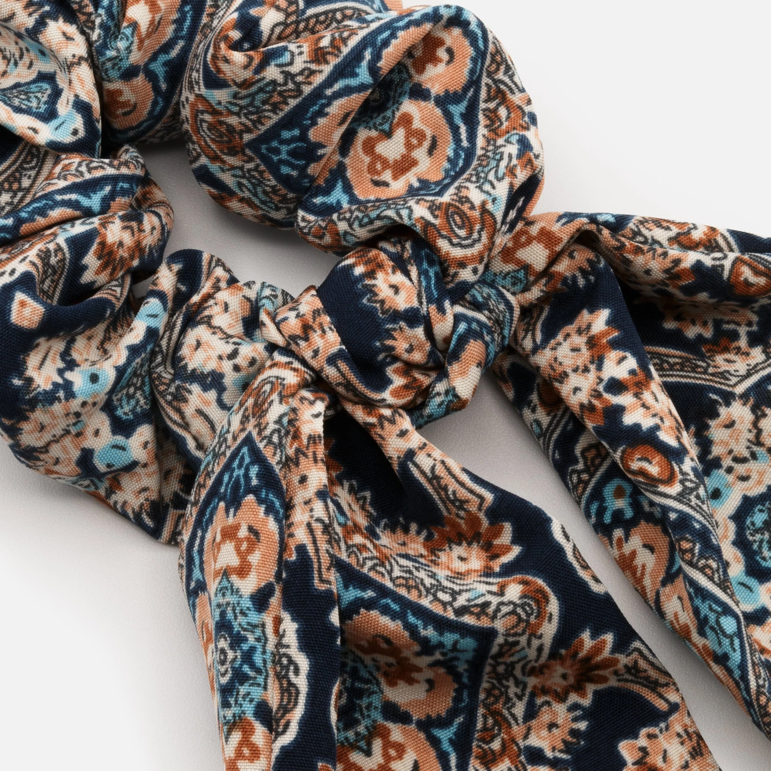 Chouchou à motif paisley effet boucle - Image 2