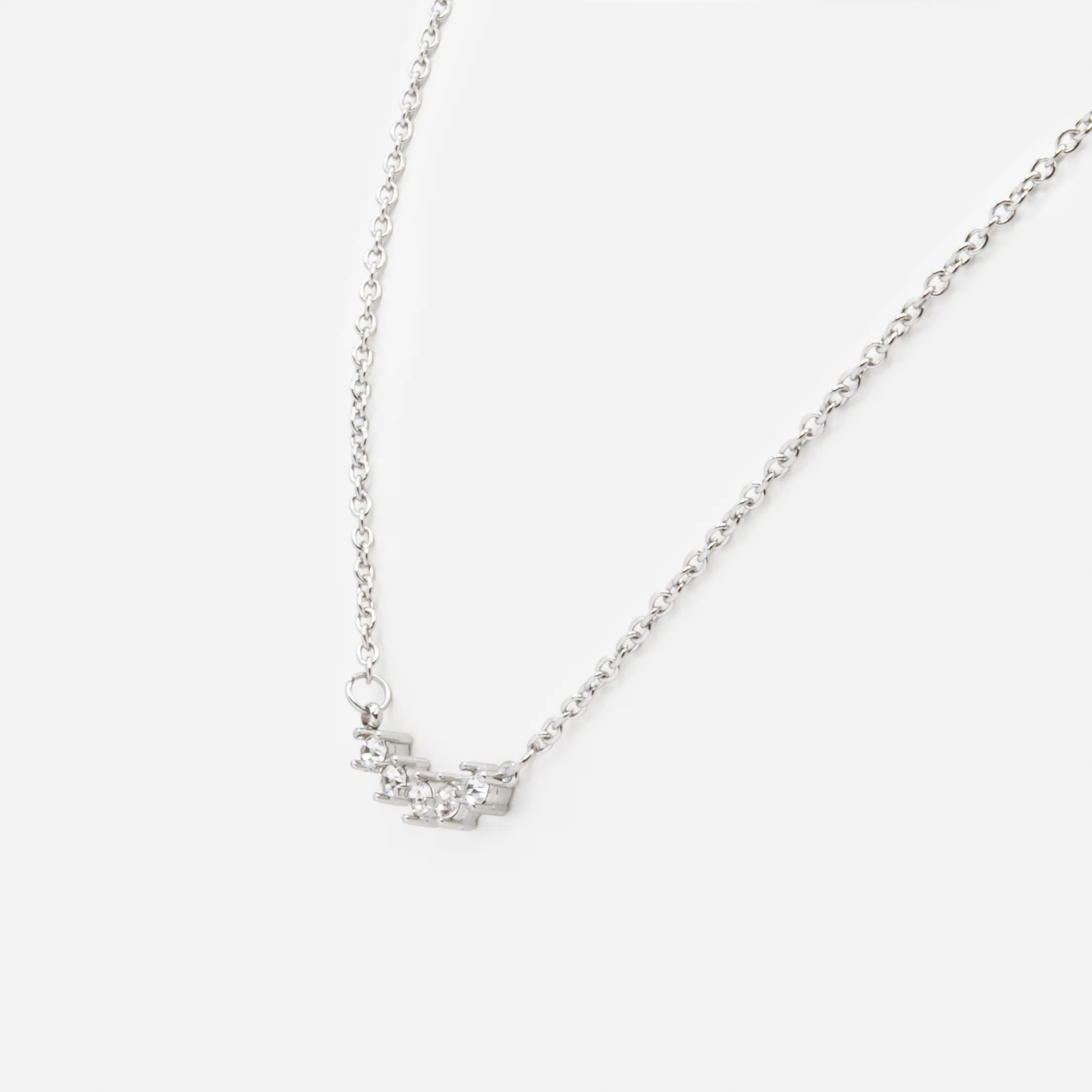 Collier argenté avec ses cinq zircons cubiques en acier inoxydable - Image 2