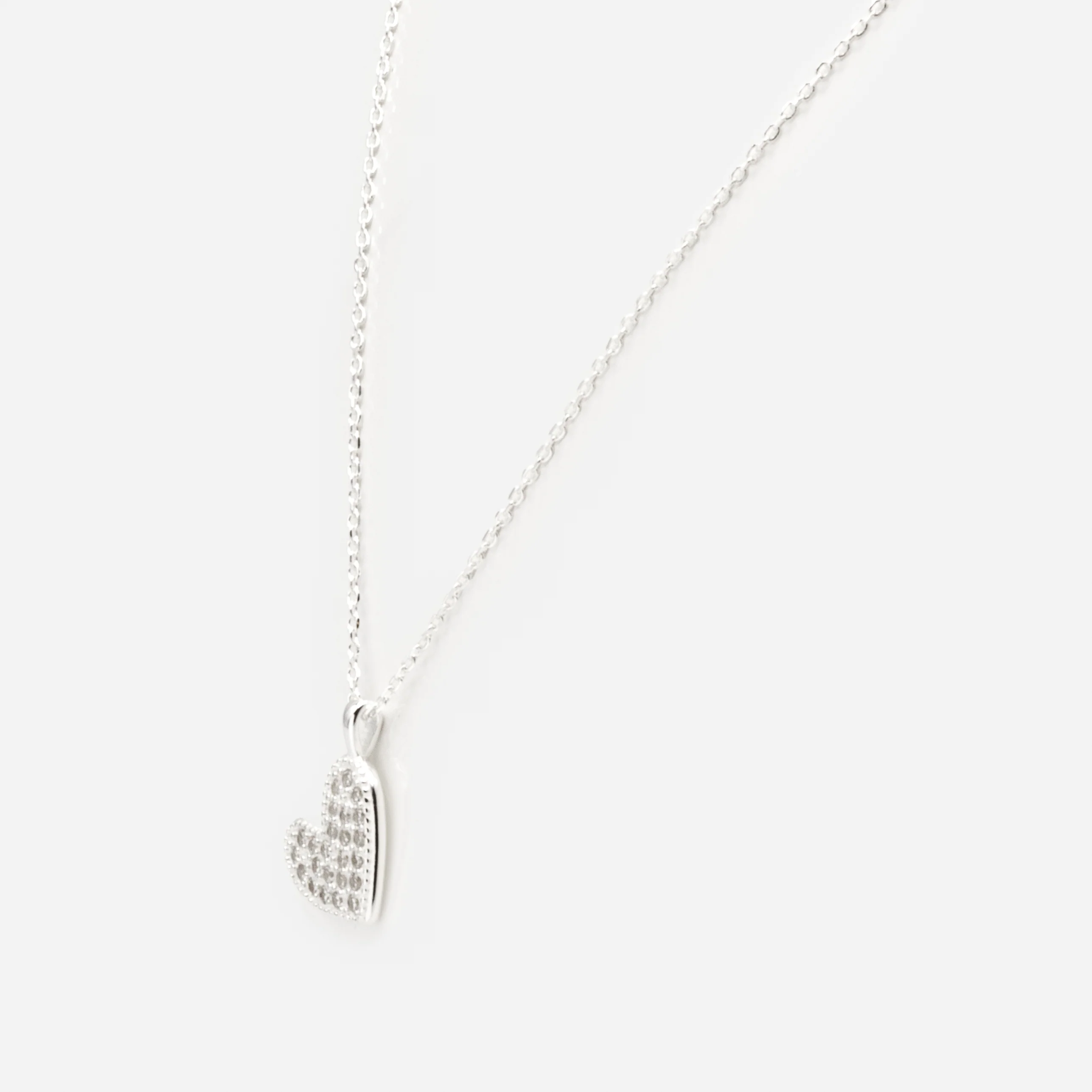 Collier avec breloque coeur plat et zircons cubiques en argent sterling - Image 2