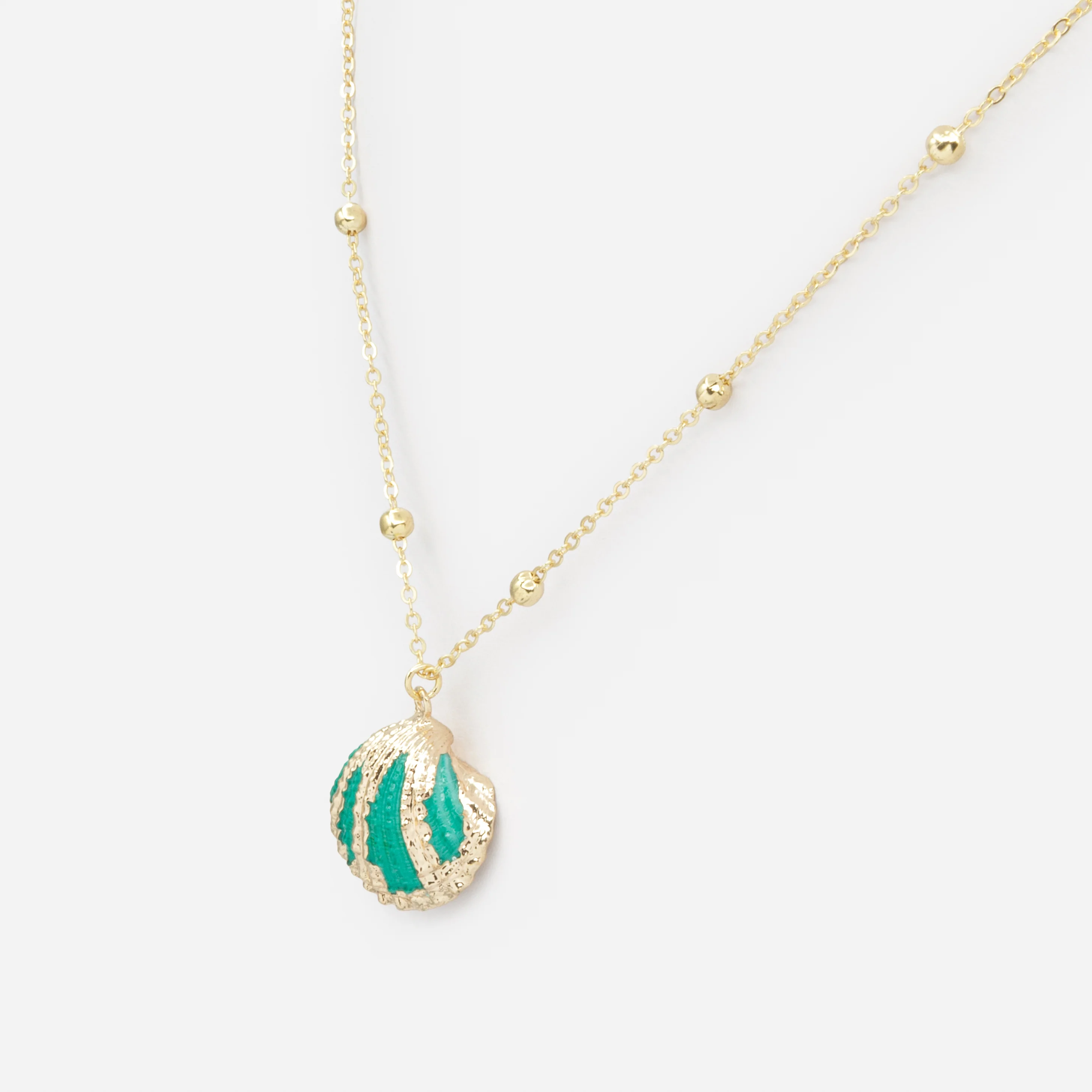 Collier petites billes dorées avec breloque coquillage turquoise - Image 2
