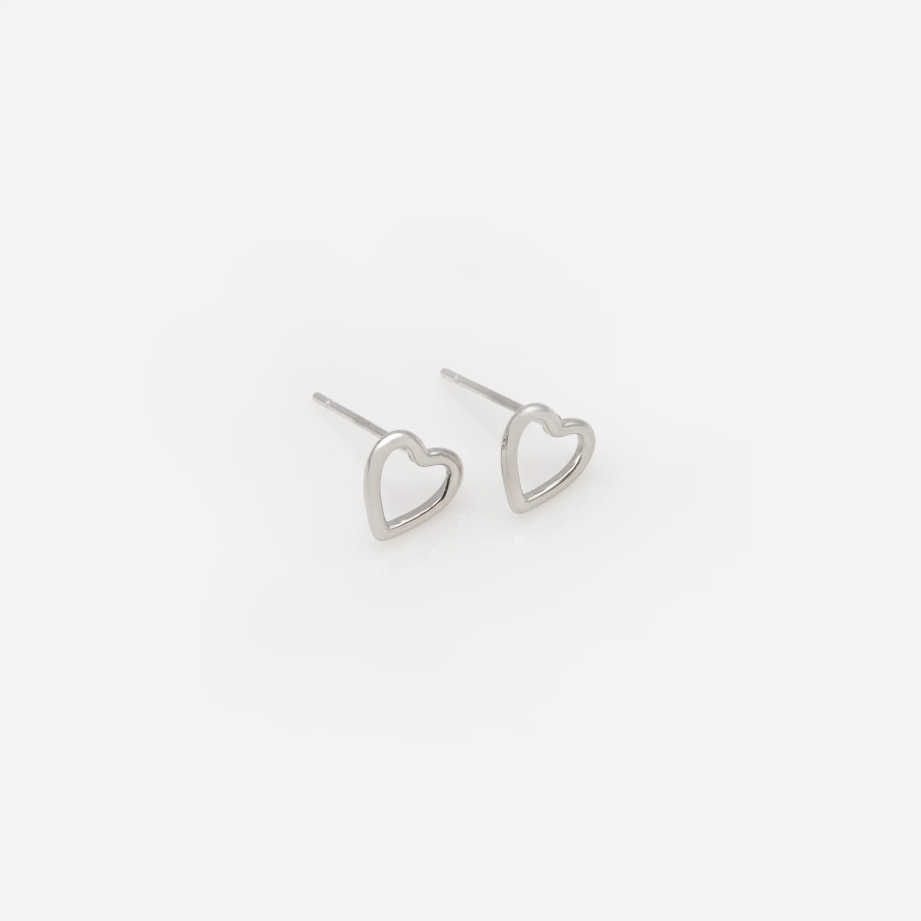 Ensemble collier et boucles d'oreilles argentés coeurs délicats en acier inoxydable - Image 2