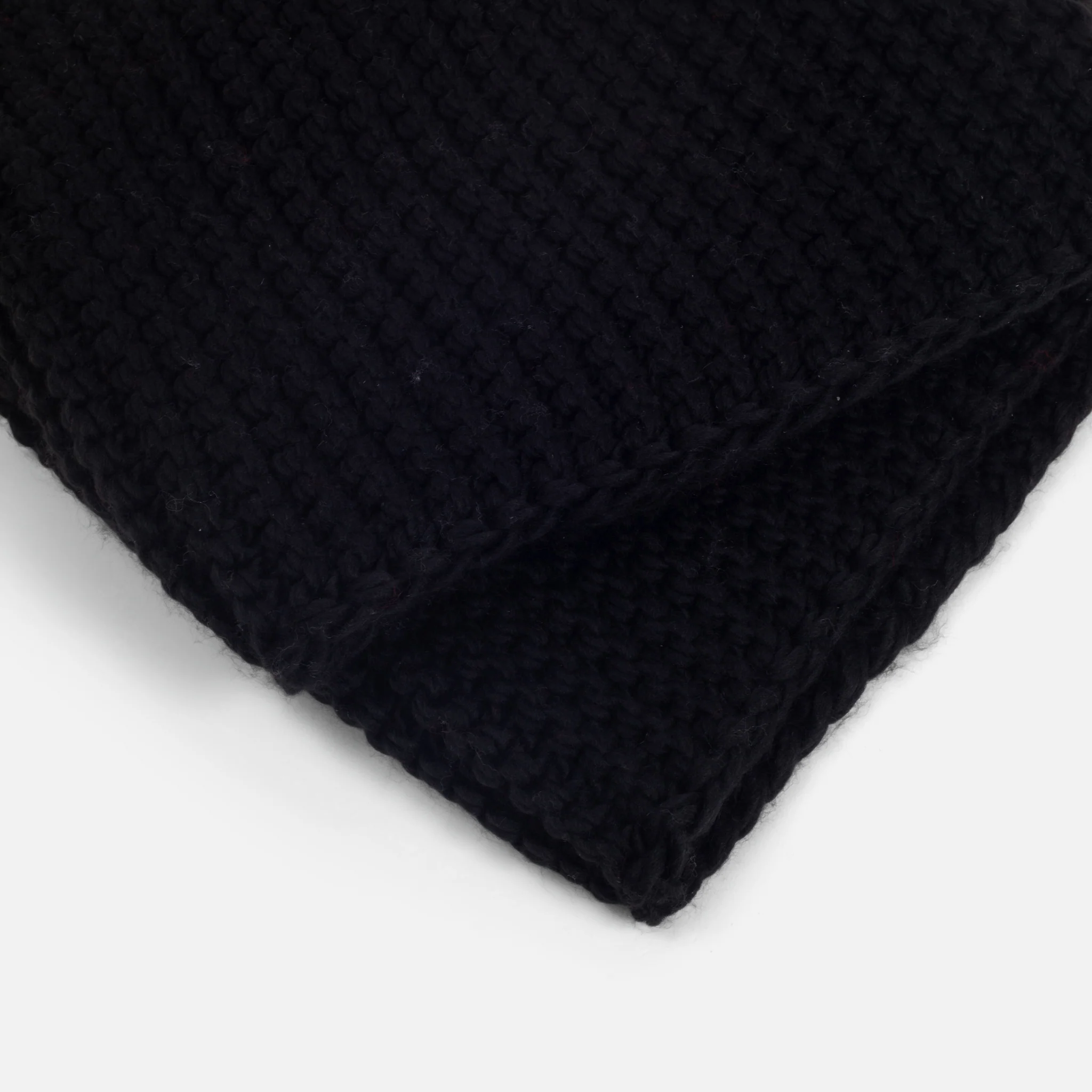 Foulard tube noir en tricot - Image 2