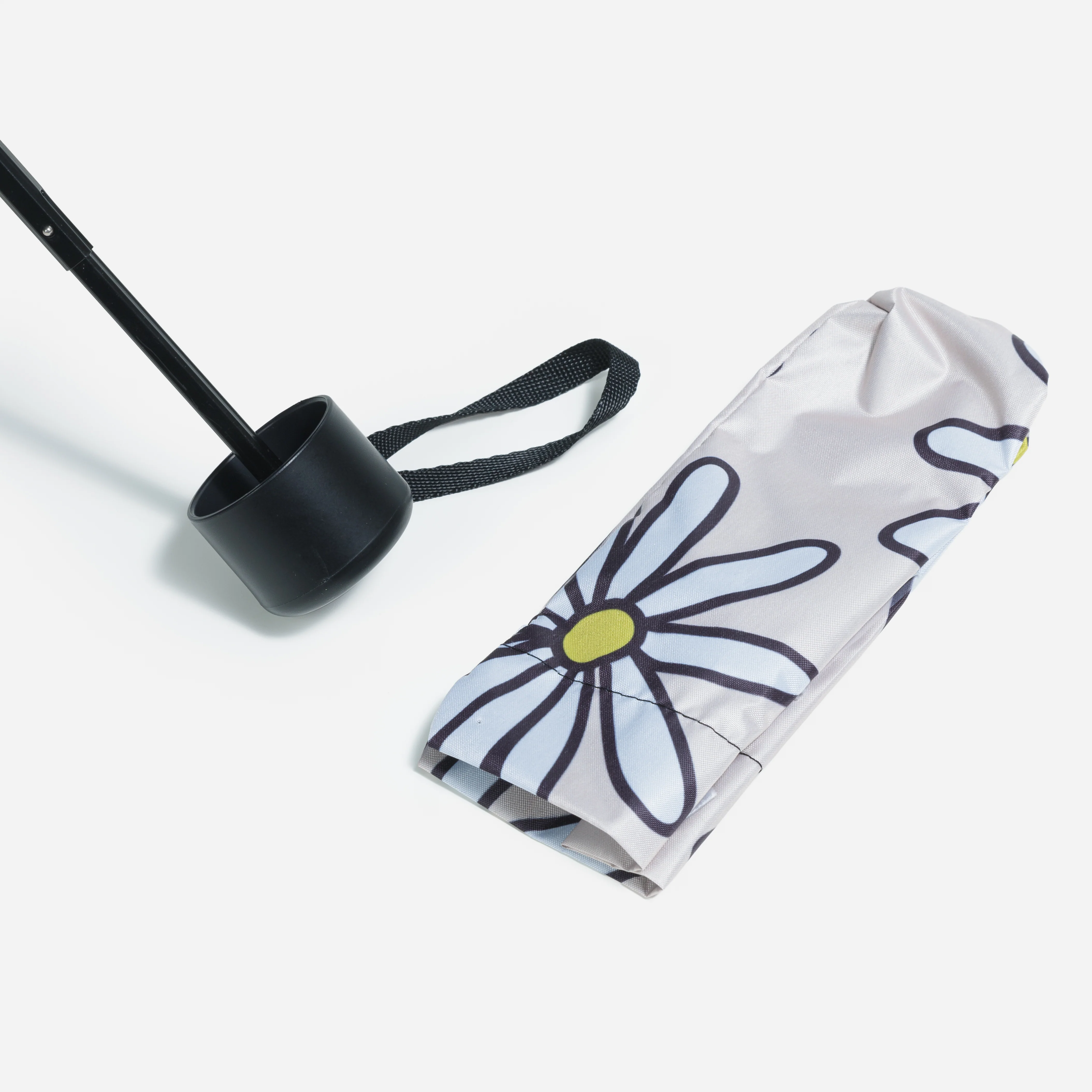 Parapluie beige avec marguerites et sac de rangement - Image 3