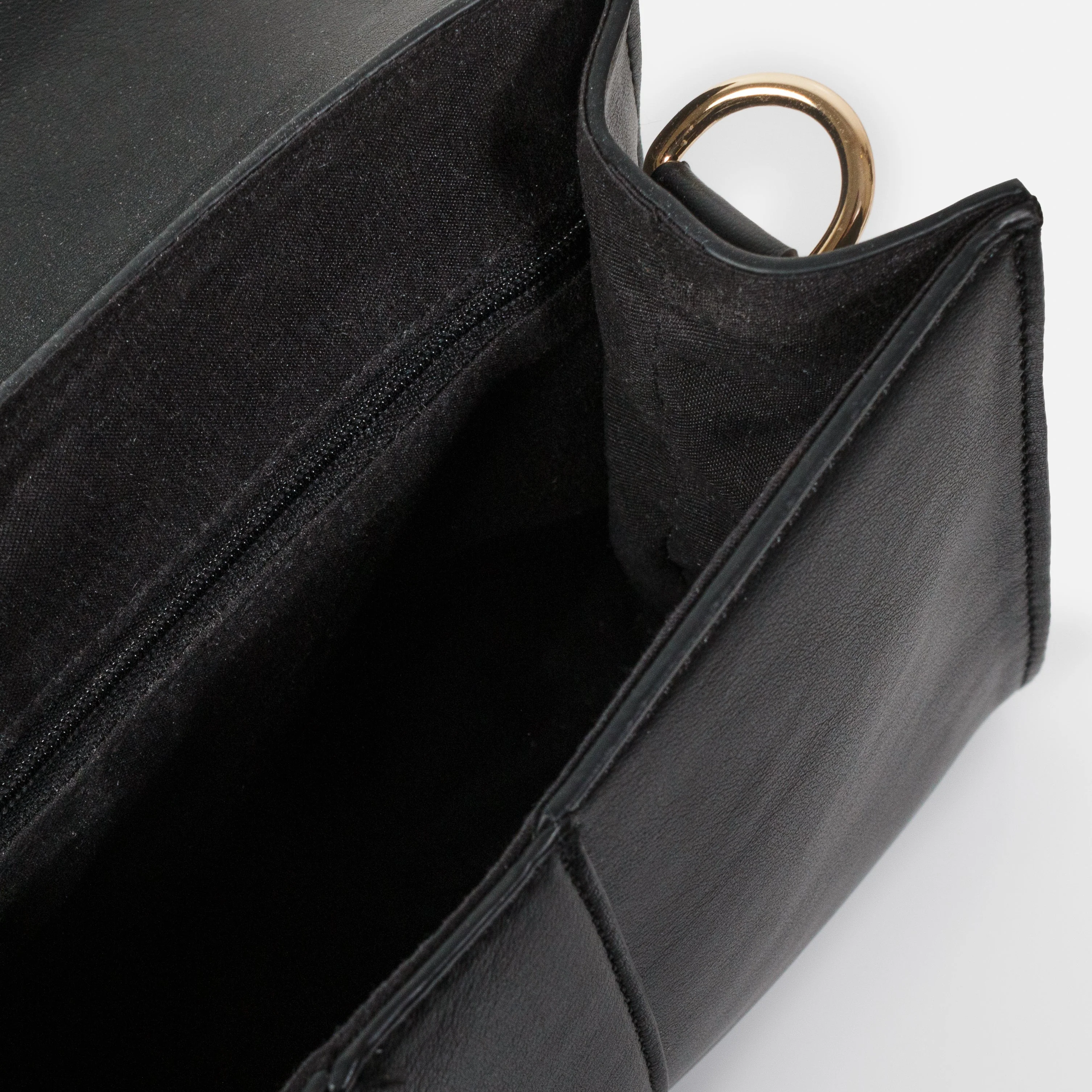 Sac à main noir en PU lisse avec poignée tressée - Image 3