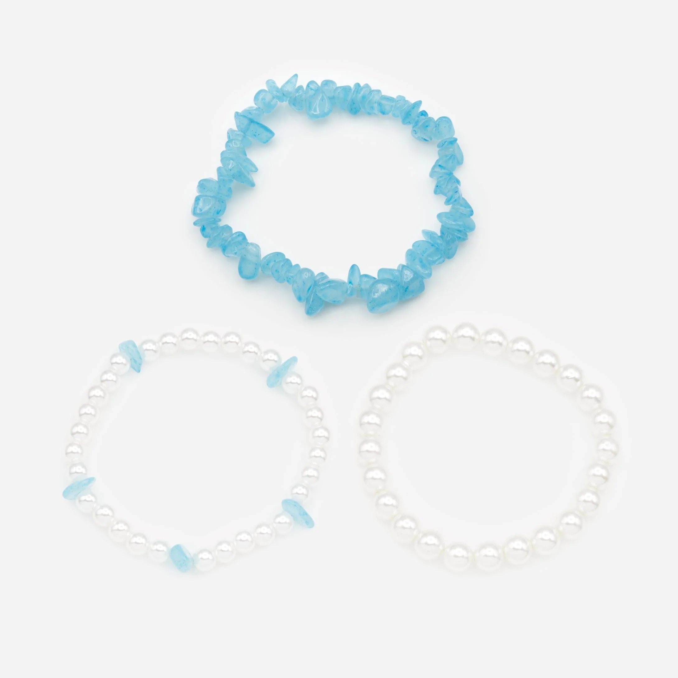 Trio de bracelets perles et pierres bleu pâle